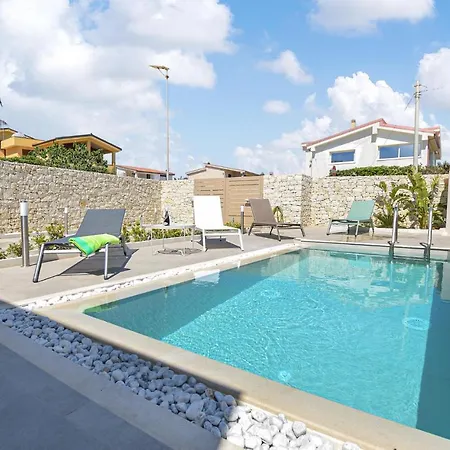 Holiday home 2 Bedroom Lovely In *