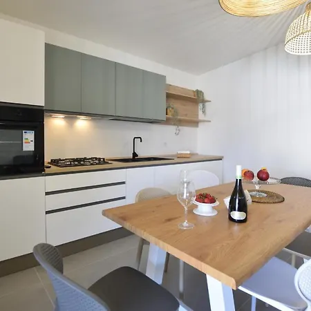 2 Bedroom Lovely In Holiday home Noto