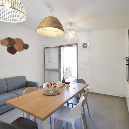 Holiday home 2 Bedroom Lovely In