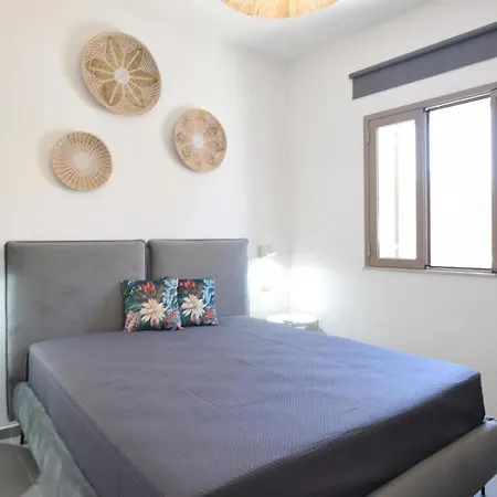 Holiday home 2 Bedroom Lovely In Noto